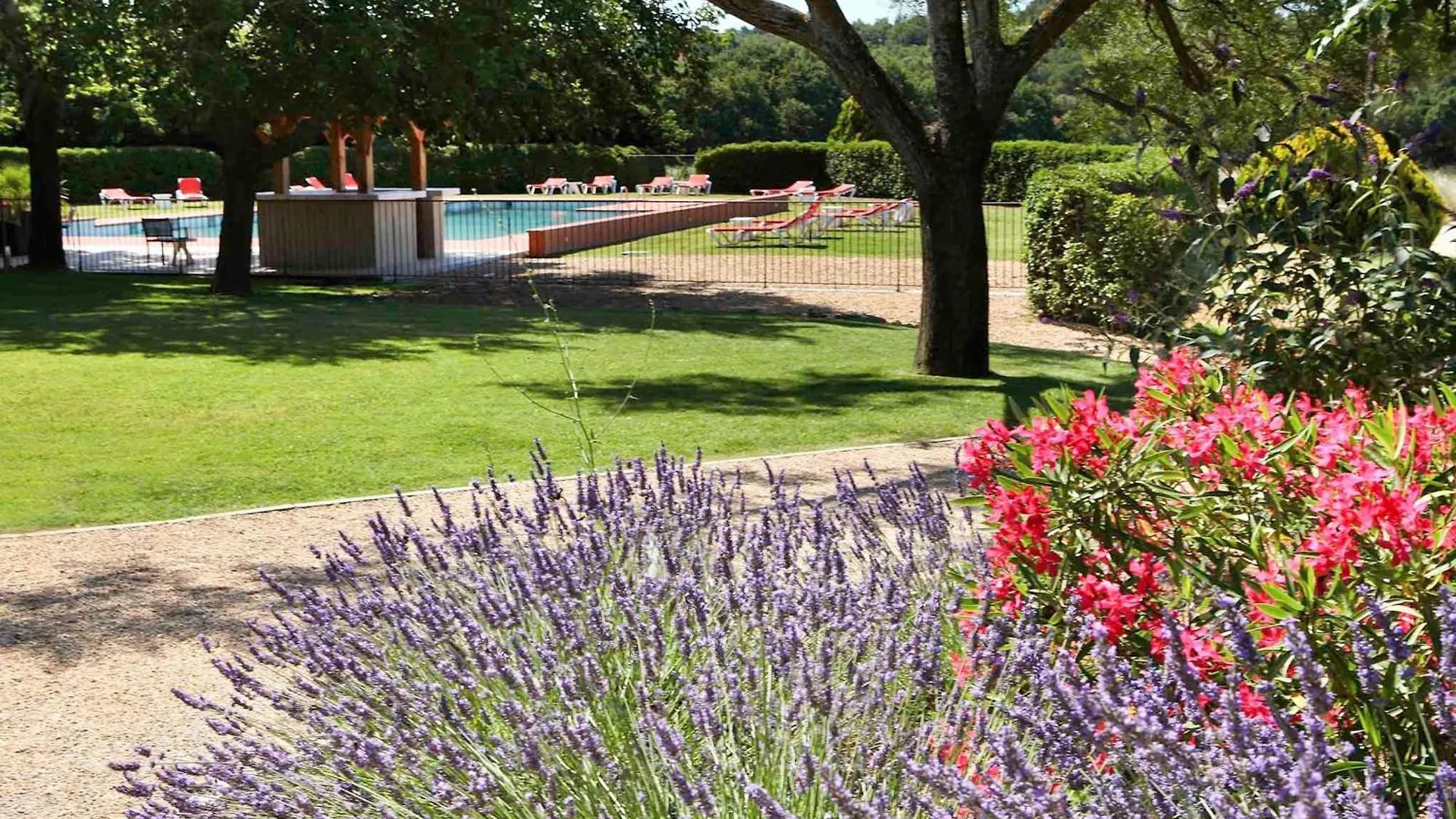 Hotel Mercure Aix-En-Provence Sainte-Victoire Châteauneuf-le-Rouge