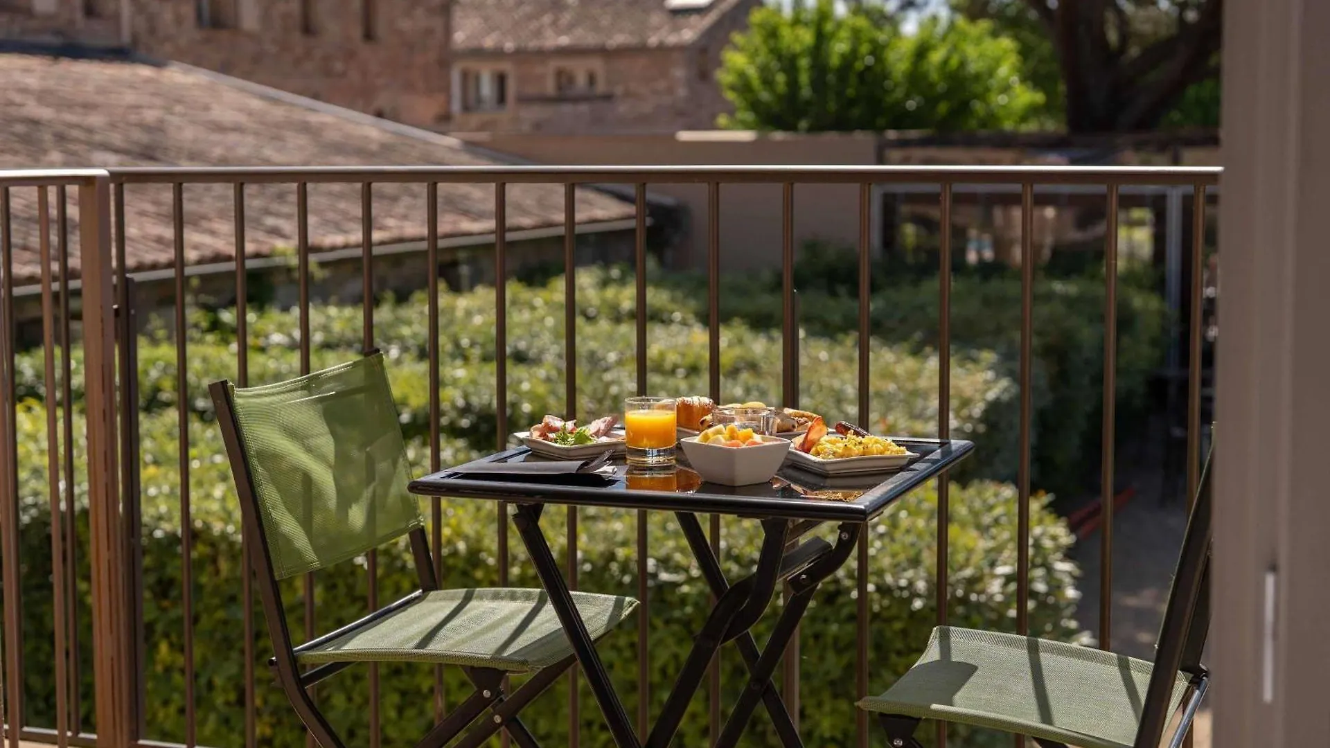 Mercure Aix-En-Provence Sainte-Victoire Châteauneuf-le-Rouge 4*,  France