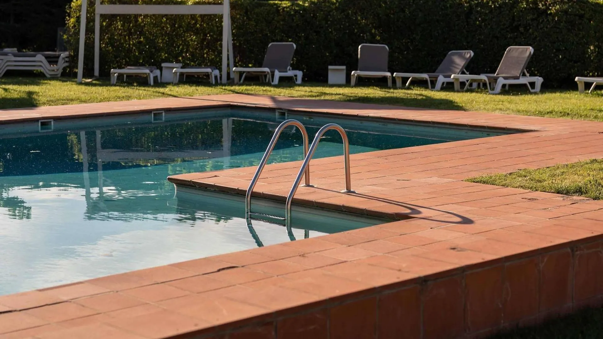 Mercure Aix-En-Provence Sainte-Victoire Châteauneuf-le-Rouge 4*,  France