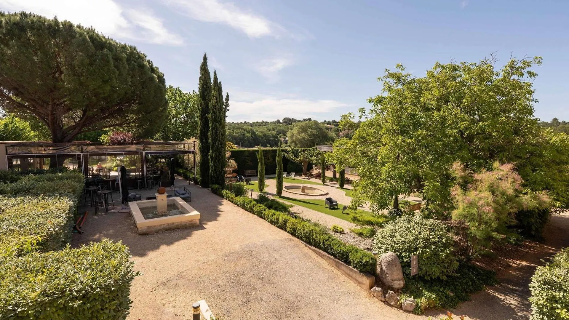 Mercure Aix-En-Provence Sainte-Victoire Châteauneuf-le-Rouge Hotel