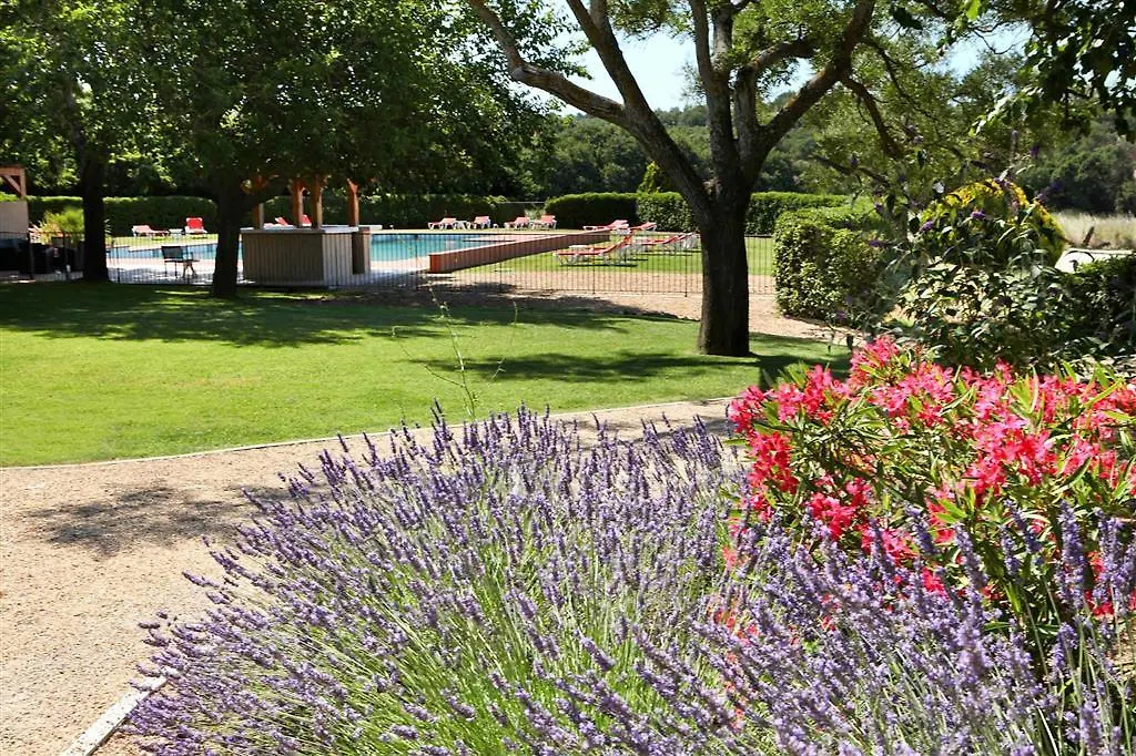 Mercure Aix-En-Provence Sainte-Victoire Chateauneuf-le-Rouge 4*,