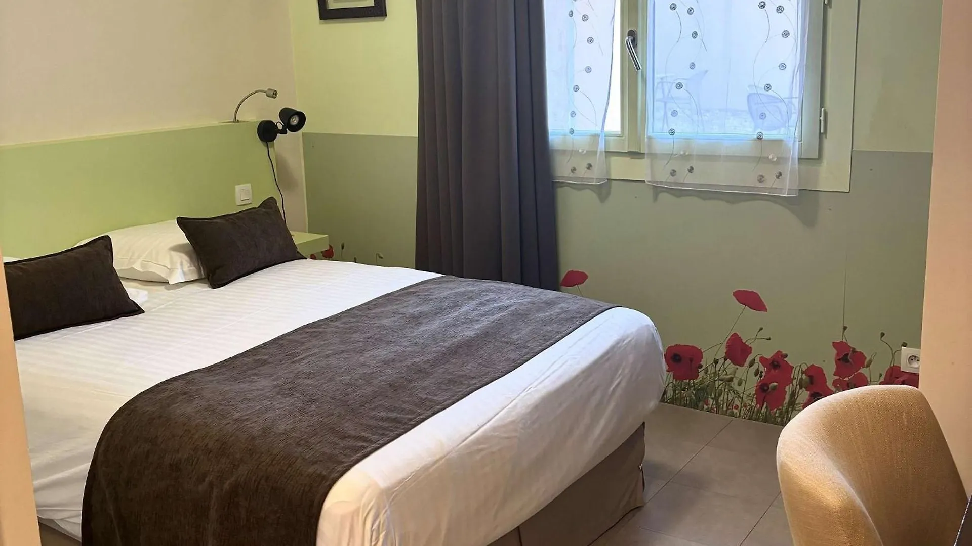 Mercure Aix-En-Provence Sainte-Victoire Chateauneuf-le-Rouge 4*,  France