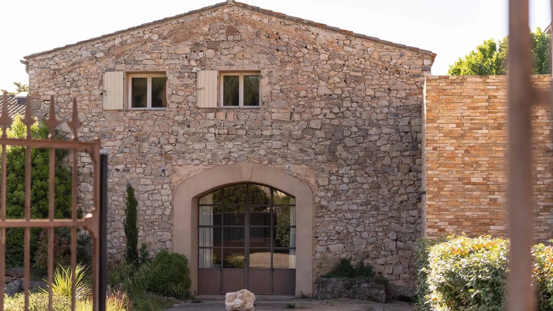 Mercure Aix-En-Provence Sainte-Victoire Chateauneuf-le-Rouge