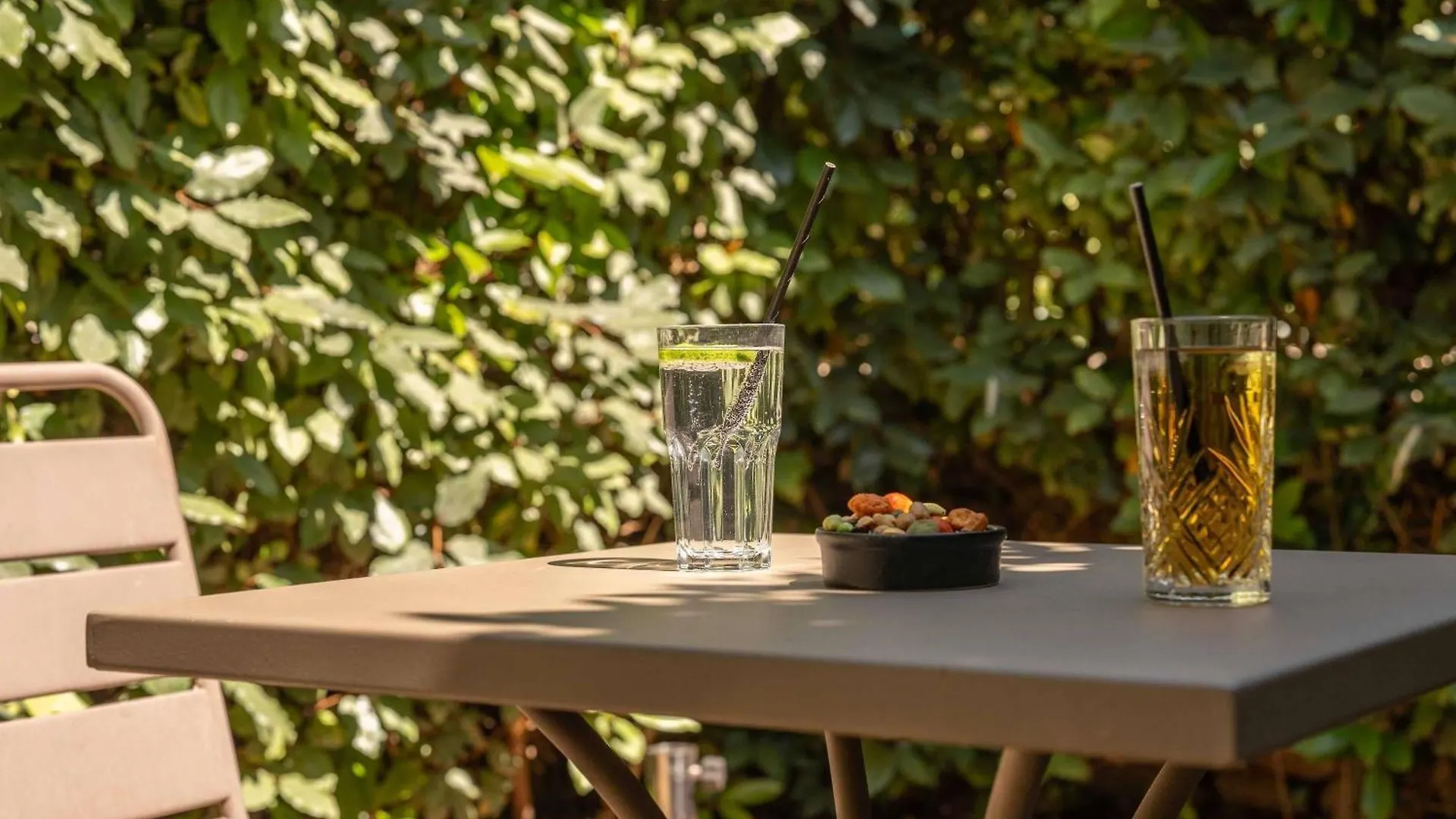 Mercure Aix-En-Provence Sainte-Victoire Шатонёф-ле-Руж Отель