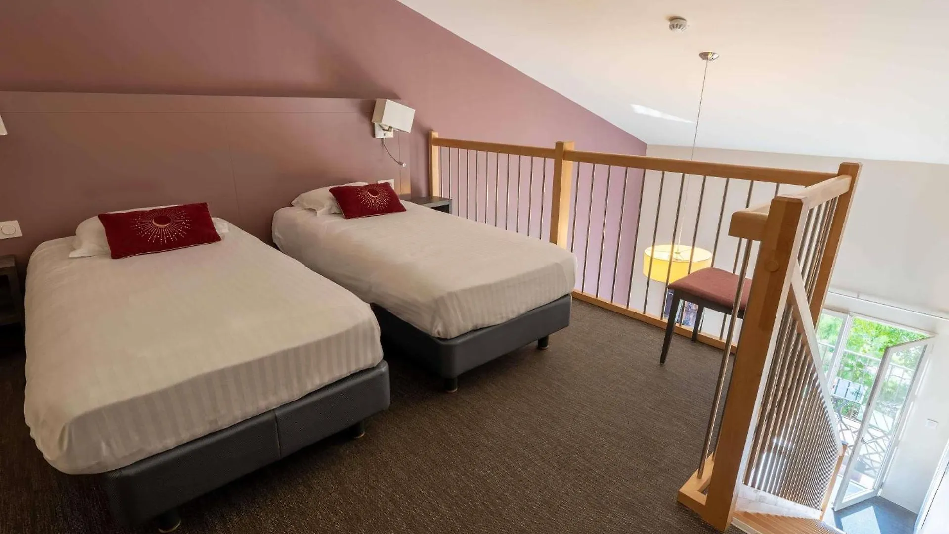 Отель Mercure Aix-En-Provence Sainte-Victoire Шатонёф-ле-Руж