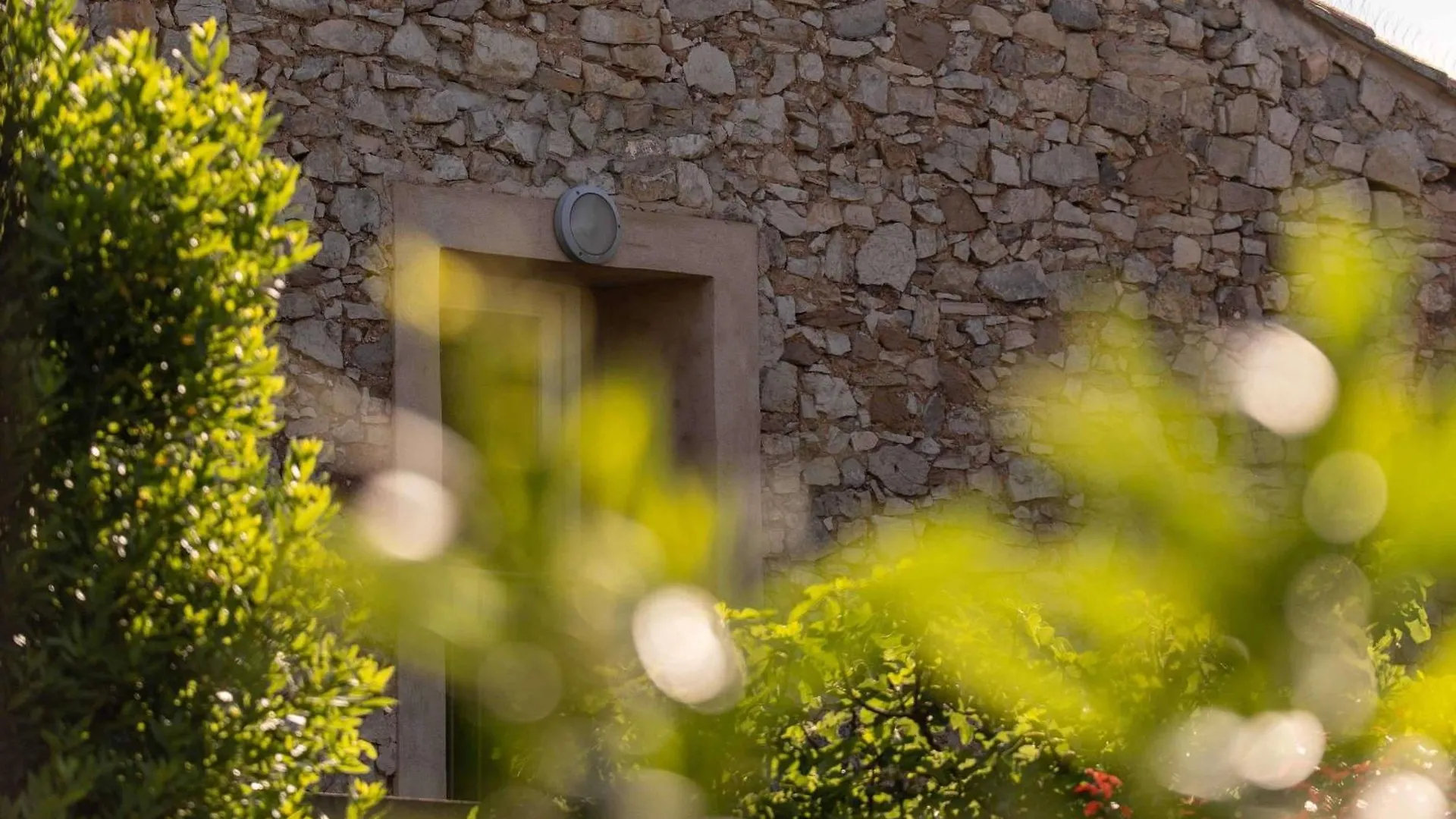 Mercure Aix-En-Provence Sainte-Victoire Шатонёф-ле-Руж Отель