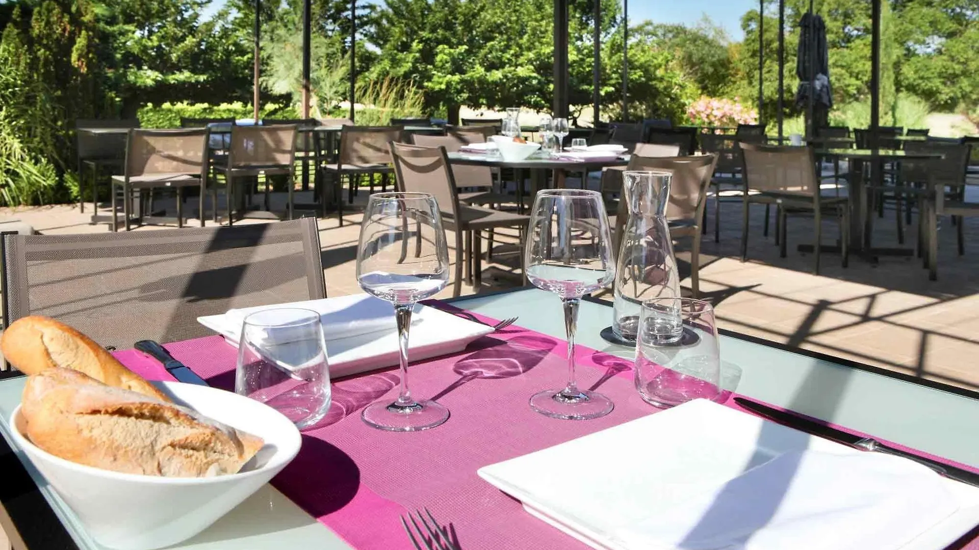 Mercure Aix-En-Provence Sainte-Victoire Chateauneuf-le-Rouge 4*,