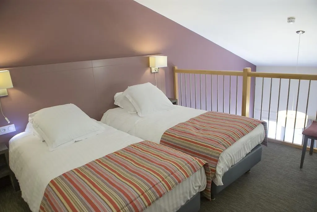Mercure Aix-En-Provence Sainte-Victoire Chateauneuf-le-Rouge 4*,  France